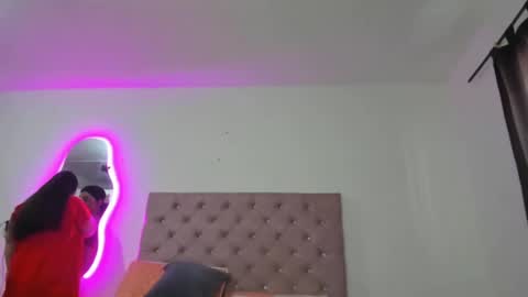 laurenlaine online show from 03-08-25, 01:14