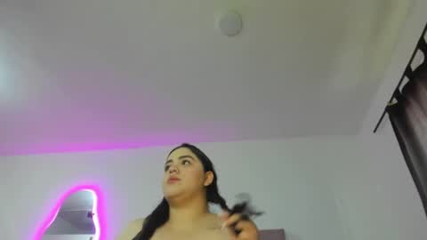 laurenlaine online show from 03-11-25, 12:06