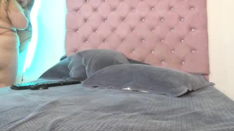 laurenlaine online show from 09-20-25, 03:57