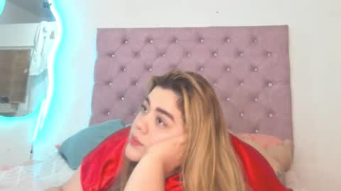 laurenlaine online show from 10-15-25, 04:18