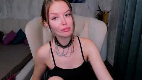 laurennhill online show from 10-07-25, 12:30