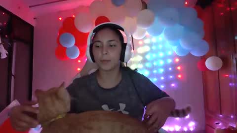 Laurent online show from 12-18-24, 04:53