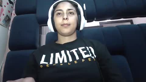 Laurent online show from 12-19-24, 04:56