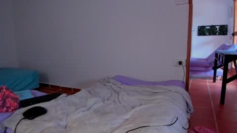 Lucie  online show from 01-23-25, 06:14