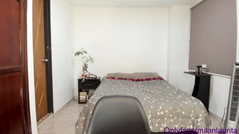 Snapshot of lauritamilan1 chatting on 12-29-24, 03:54 laura   online show from 12-29-24, 03:54