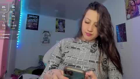 Snapshot of lauryn_muller_ chatting on 09-18-25, 12:45 Lau online show from 09-18-25, 12:45