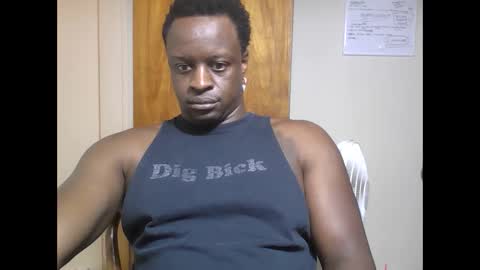 Snapshot of lavanderbrown chatting on 09-08-25, 11:48 lavanderbrown online show from 09-08-25, 11:48