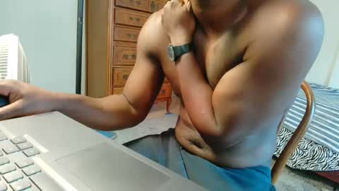 Snapshot of lavanderbrown chatting on 10-14-25, 05:14 lavanderbrown online show from 10-14-25, 05:14