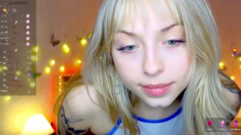 Snapshot of lavenderlav chatting on 01-09-25, 10:52 Melissa online show from 01-09-25, 10:52