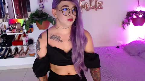 Cristina online show from 10-23-25, 11:35