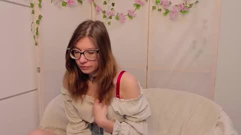 Gloria online show from 12-05-25, 06:33