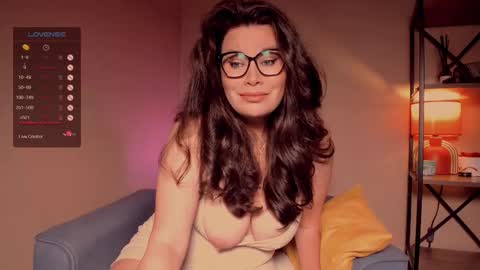 Laverna online show from 09-16-25, 01:50