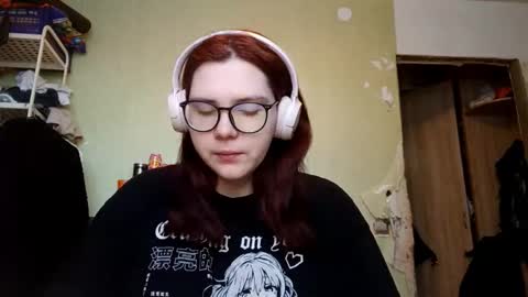 Snapshot of lavonesorge chatting on 02-06-26, 09:23 Adeline online show from 02-06-26, 09:23