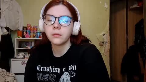 Snapshot of lavonesorge chatting on 02-20-26, 06:59 Adeline online show from 02-20-26, 06:59