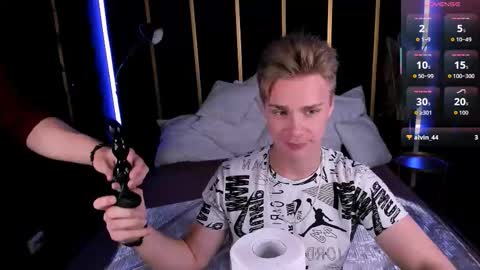 Lawrence online show from 10-18-25, 08:42