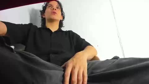 ZAmbrano online show from 09-11-25, 11:05