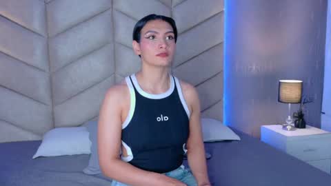 laya online show from 09-21-25, 03:52