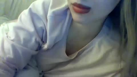 layannalea online show from 01-08-25, 02:46