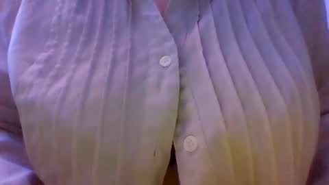 Snapshot of layannalea chatting on 11-11-25, 09:48 layannalea online show from 11-11-25, 09:48