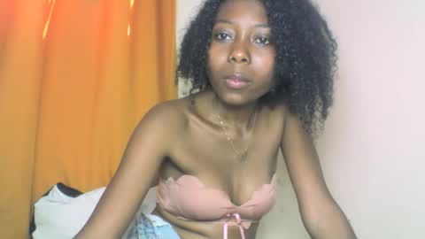 Snapshot of layannek chatting on 09-24-25, 07:12 layannek online show from 09-24-25, 07:12
