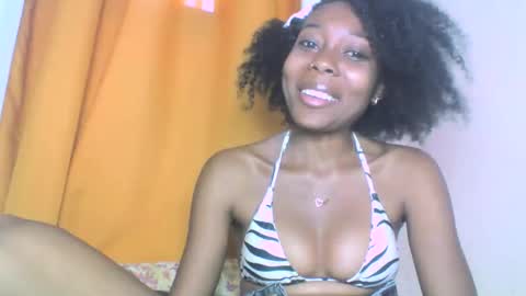 Snapshot of layannek chatting on 10-04-25, 10:02 layannek online show from 10-04-25, 10:02