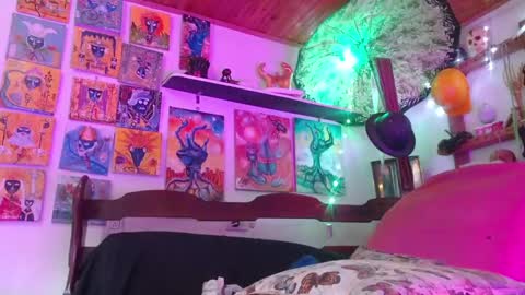 Laye19 online show from 01-02-25, 02:35