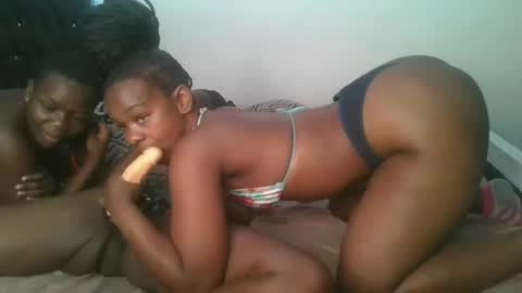 layla_cutiee online show from 02-27-26, 07:41