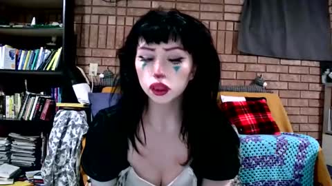 Layla Kills online show from 01-23-25, 06:06