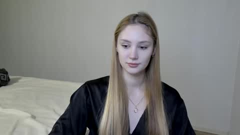 LaylaPretty001 online show from 12-31-24, 05:33