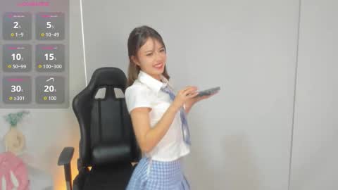 Snapshot of laylavelvet chatting on 11-13-25, 09:58 LAYLA online show from 11-13-25, 09:58