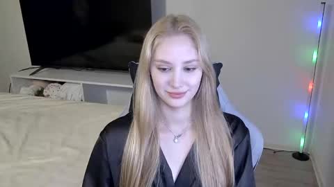 Snapshot of laylla001 chatting on 02-23-26, 06:55 Laylla001 online show from 02-23-26, 06:55