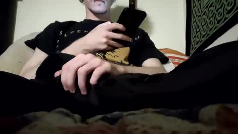 Snapshot of laymetorest420 chatting on 01-28-25, 07:53 Stitch online show from 01-28-25, 07:53