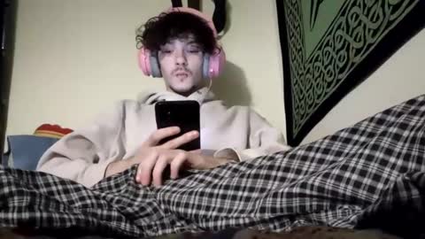 Snapshot of laymetorest420 chatting on 02-22-25, 09:56 Stitch online show from 02-22-25, 09:56