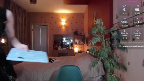 Pansy online show from 12-25-24, 07:45