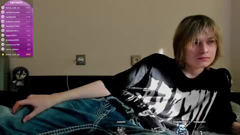 Snapshot of lazydarkknight chatting on 03-01-25, 08:34 Alex online show from 03-01-25, 08:34