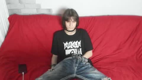 Snapshot of lazydarkknight chatting on 11-06-25, 03:57 Alex online show from 11-06-25, 03:57