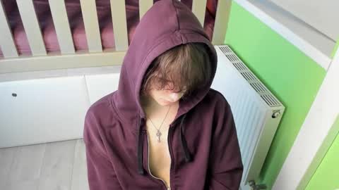 Snapshot of lazydarkknight chatting on 12-04-25, 01:53 Alex online show from 12-04-25, 01:53