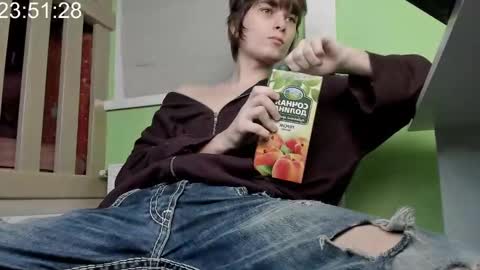 Alex online show from 02-02-26, 04:55