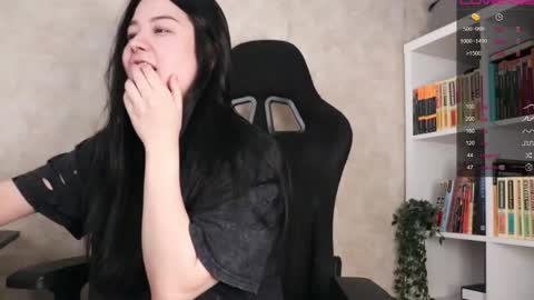 Snapshot of lazynut chatting on 02-03-26, 04:32 Lisa online show from 02-03-26, 04:32