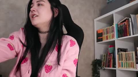 Snapshot of lazynut chatting on 02-09-26, 04:27 Lisa online show from 02-09-26, 04:27