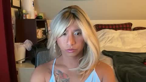 lbffemme online show from 11-19-25, 02:00