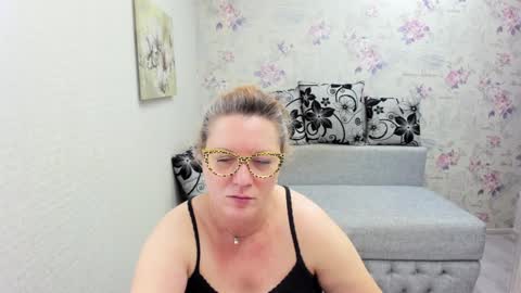 Lea online show from 01-26-25, 08:03