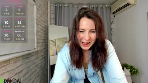 Snapshot of lea_shadom chatting on 12-02-25, 01:00 Lea online show from 12-02-25, 01:00