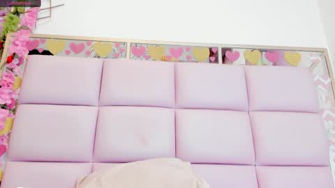 Lea online show from 12-30-24, 03:02