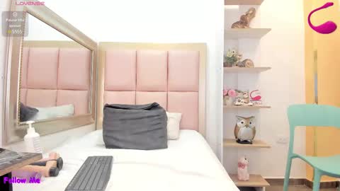 Lea online show from 02-27-25, 08:20