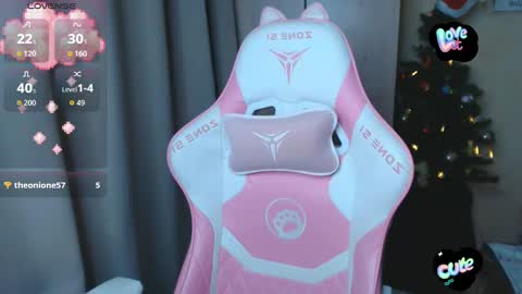 Snapshot of leah__gotty chatting on 01-15-26, 02:10 Leah Gotty online show from 01-15-26, 02:10