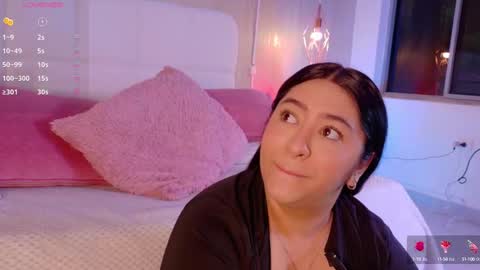 Leah online show from 09-18-25, 02:08