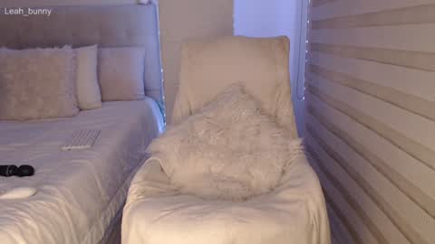 Leah online show from 12-27-24, 09:28