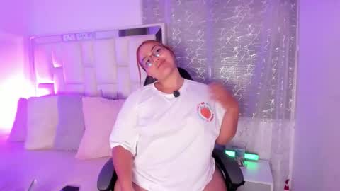 Leah  online show from 04-02-26, 10:40