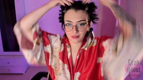 Snapshot of leahghoul666 chatting on 01-23-25, 04:30  Leah   Independent Model  OF leahghoul666  online show from 01-23-25, 04:30